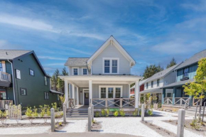 Happy Place by Seabrook Hospitality